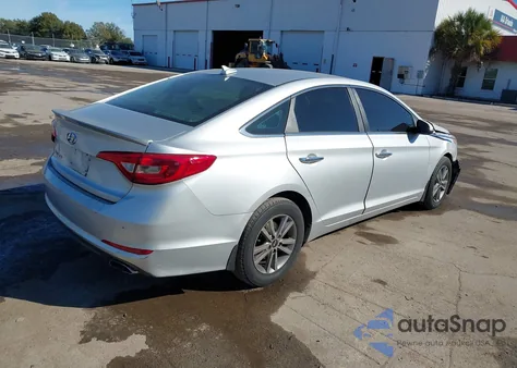2015 Hyundai Sonata Se из США, поврежденный, VIN 5NPE24AF4FH18856